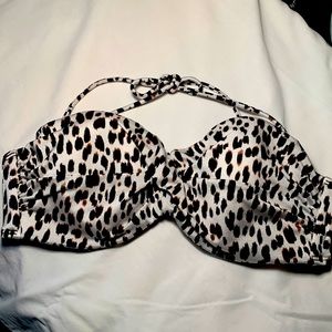 Victoria’s Secret bikini top black and white print